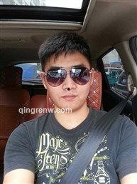 大傻比的图片,趣味横生的表情包解析