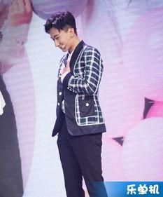 吴昊家庭背景,出身名门，砥砺前行，谱写家族新篇章